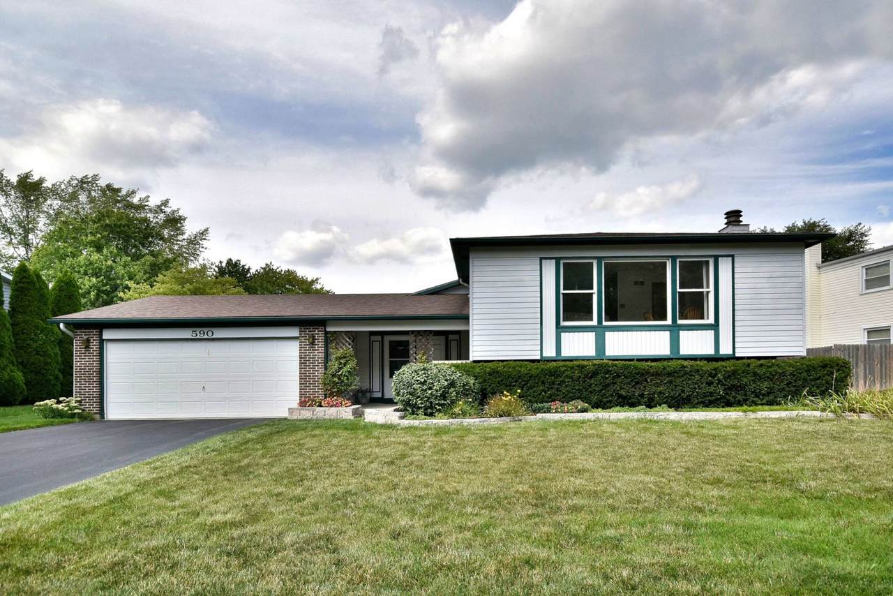 590 Buckingham Way - Photo 1