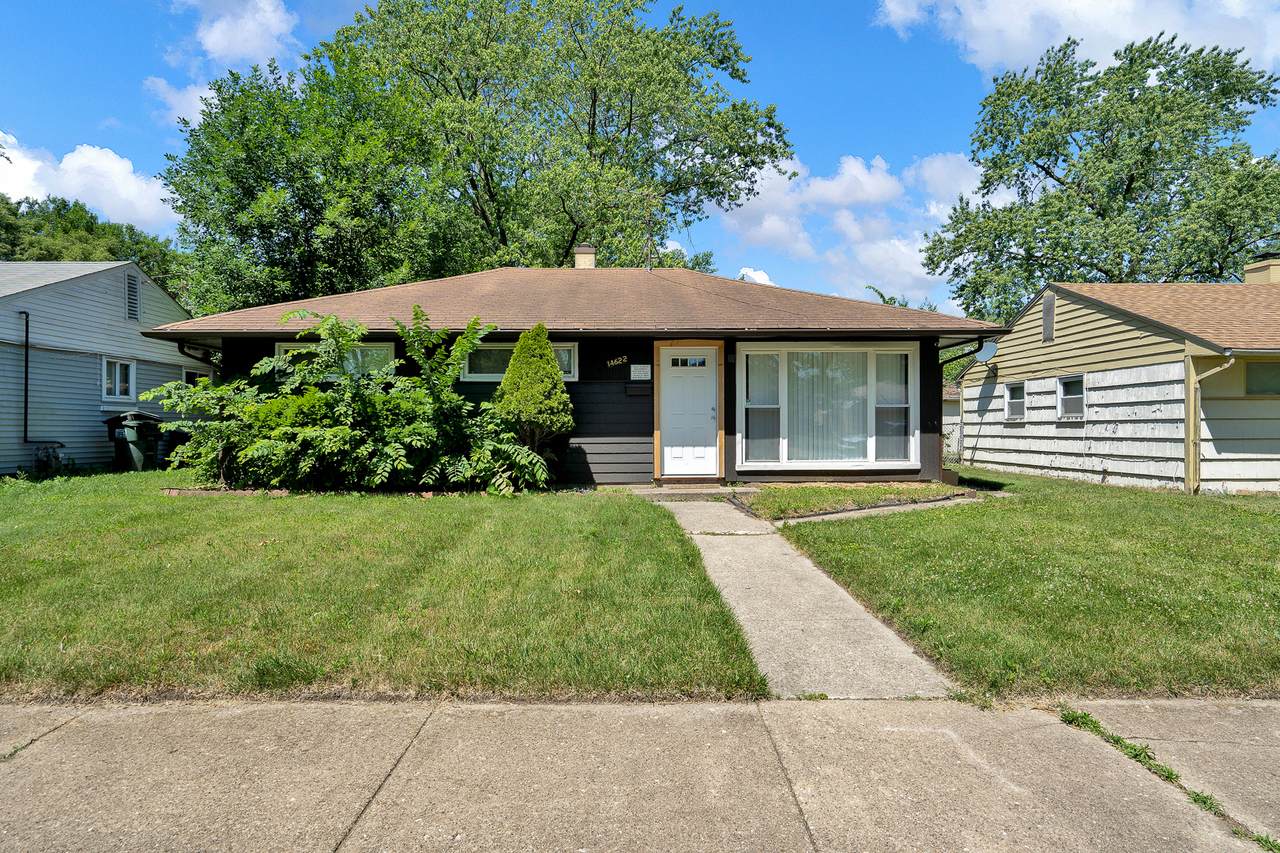 14622 Woodlawn Avenue - Photo 1
