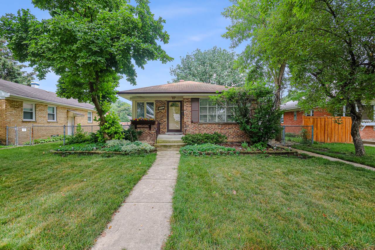 3504 Morton Avenue - Photo 1