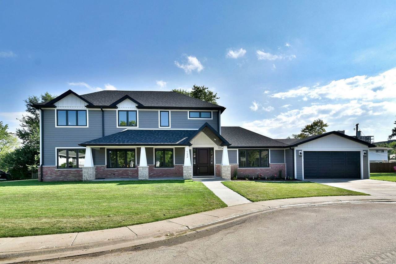 132 Julie Lane - Photo 1