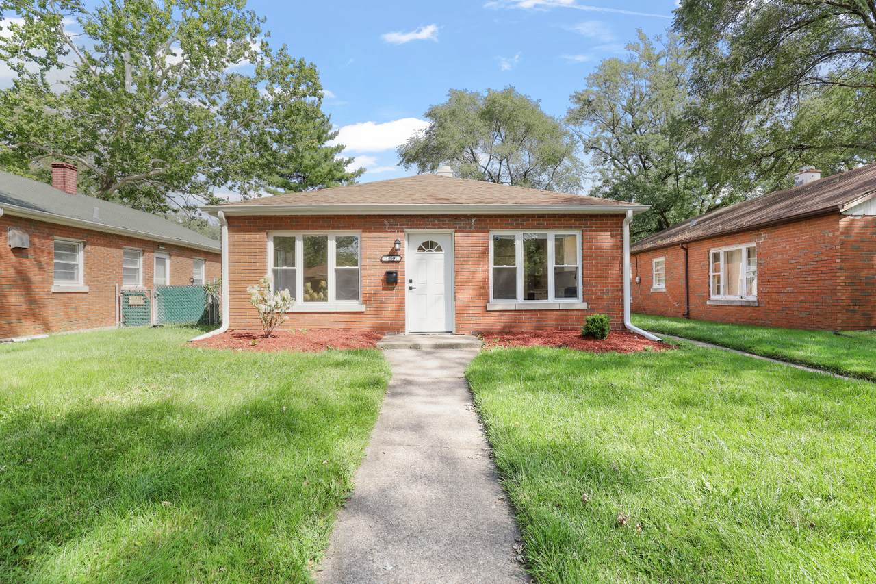 14801 Oak Street - Photo 1