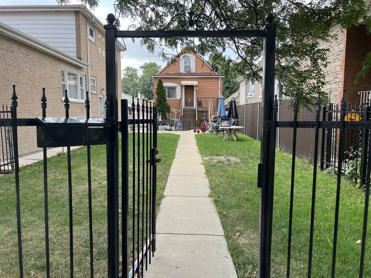 3613 58th Street - Photo 1