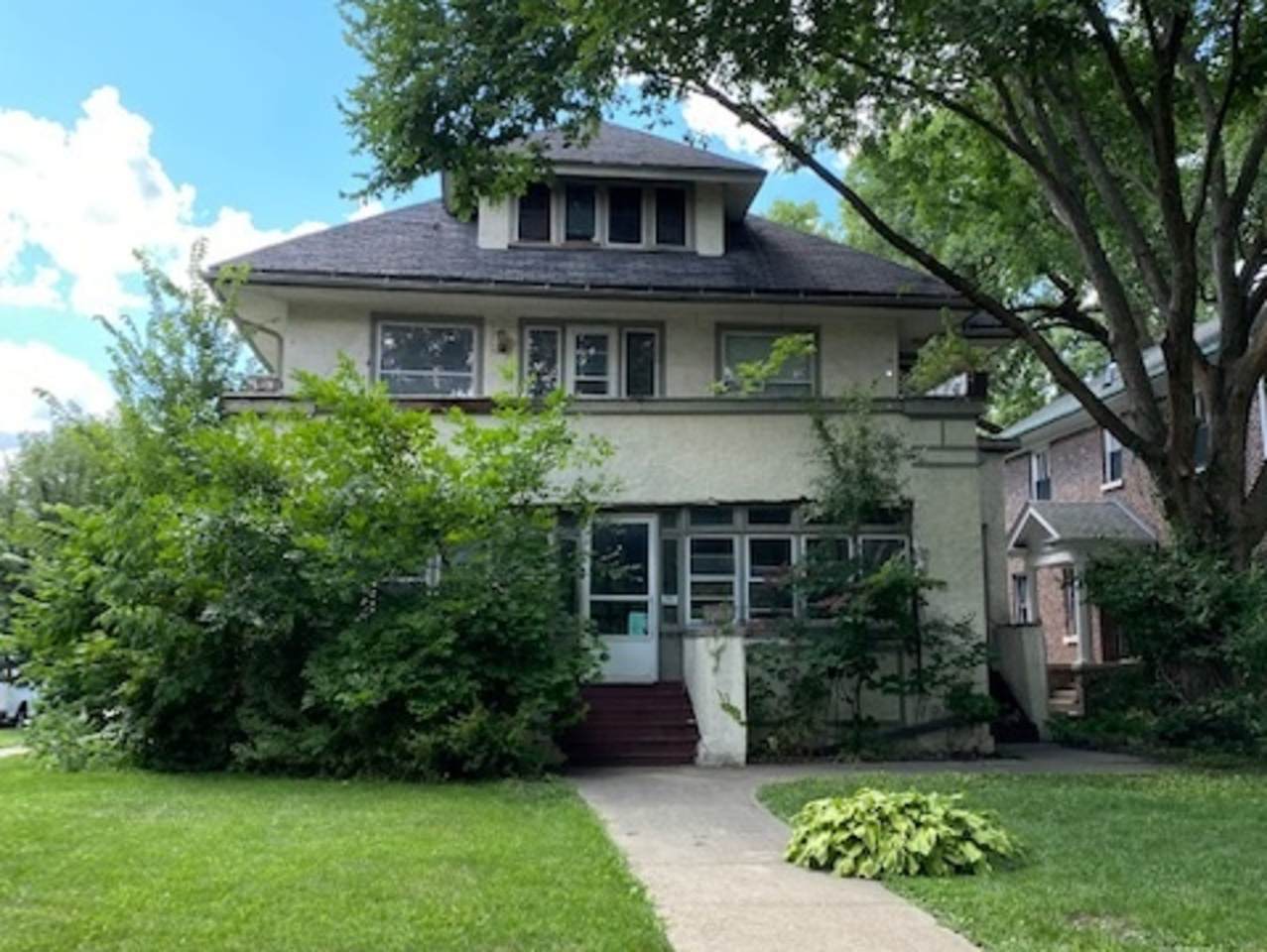 201 Cuyler Avenue - Photo 1