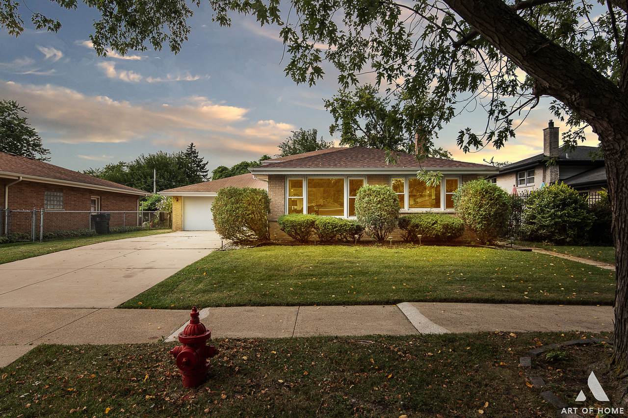 16906 Dobson Court - Photo 1