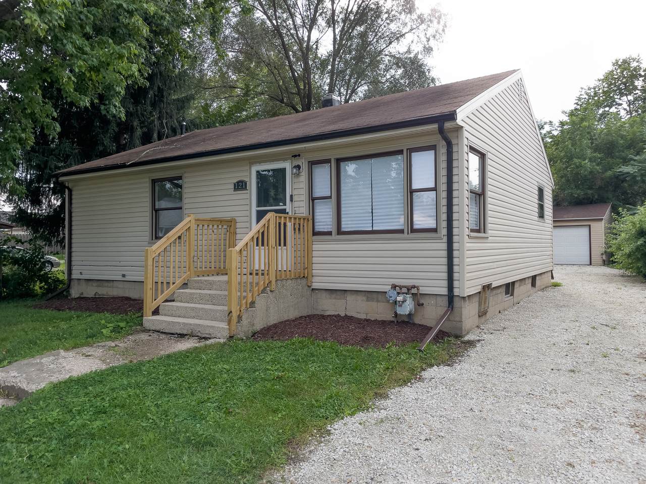 121 Davison Street - Photo 1