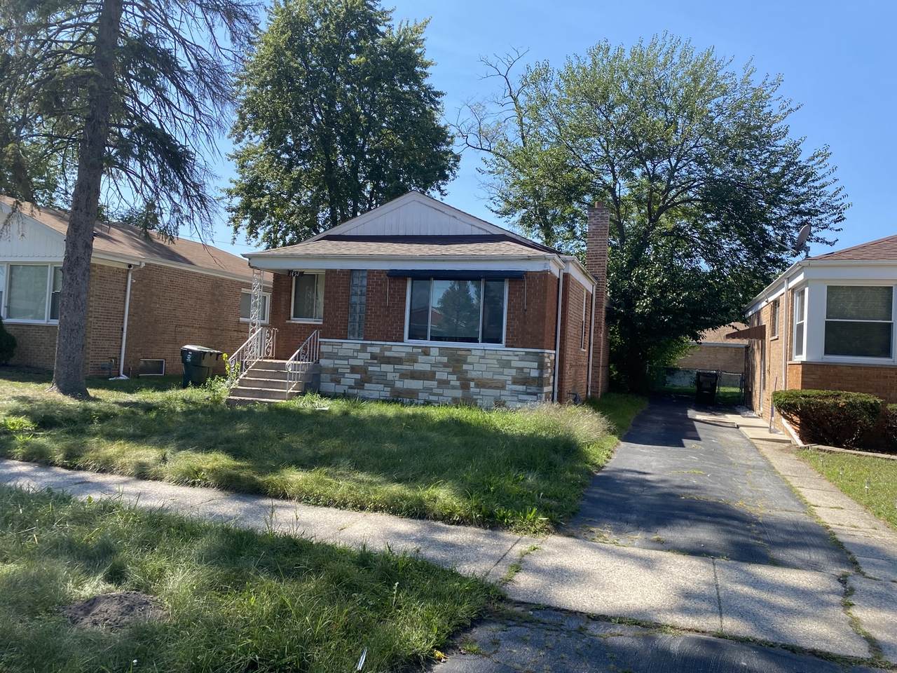 14534 Dobson Avenue - Photo 1