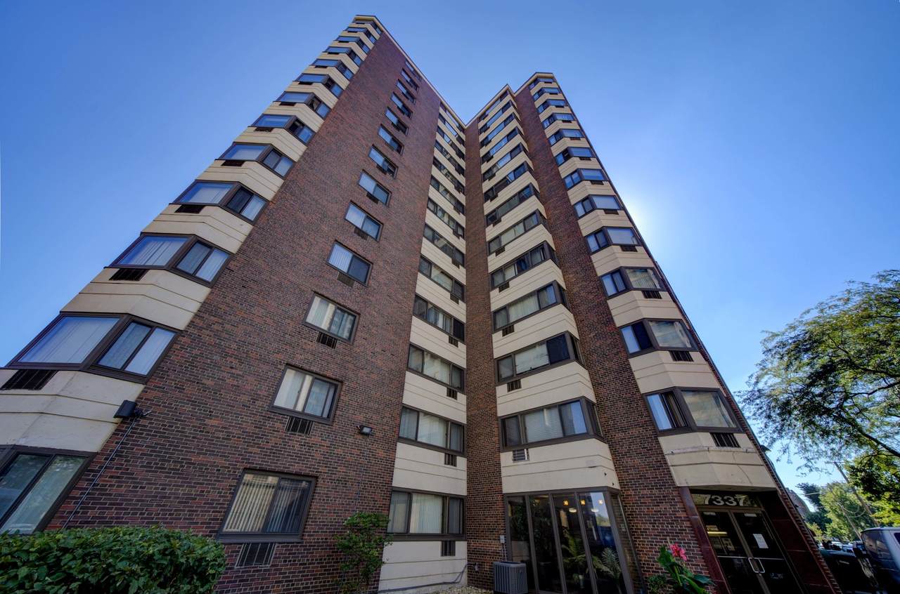7337 South Shore Drive - Photo 1