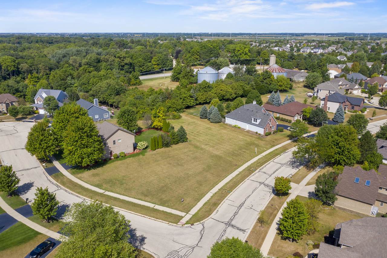 744 Merrill New Road - Photo 1
