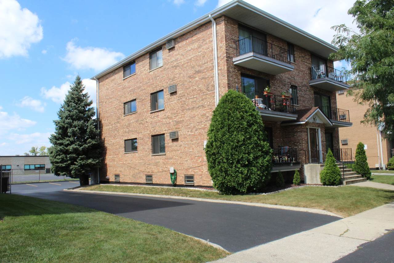 10512 Major Avenue - Photo 1