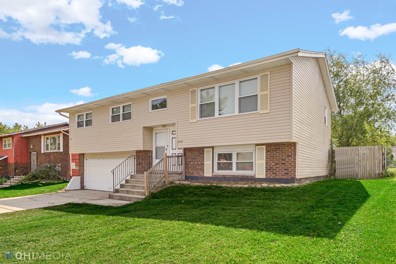 3032 224th Place - Photo 1