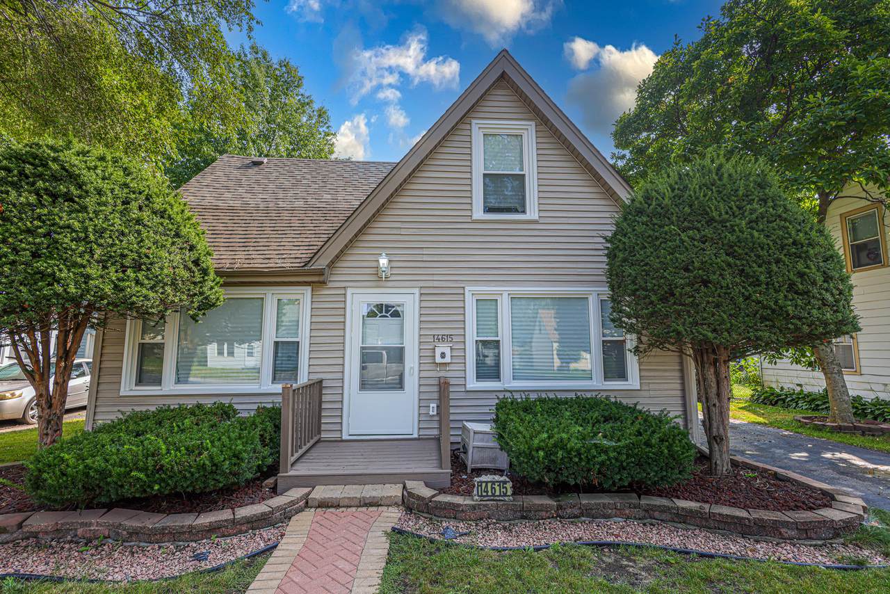 14615 Whipple Street - Photo 1