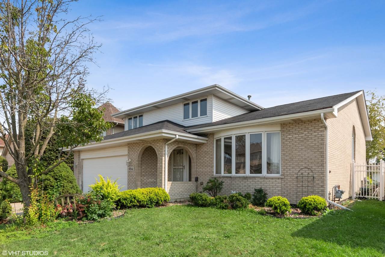 10841 Lockwood Avenue - Photo 1