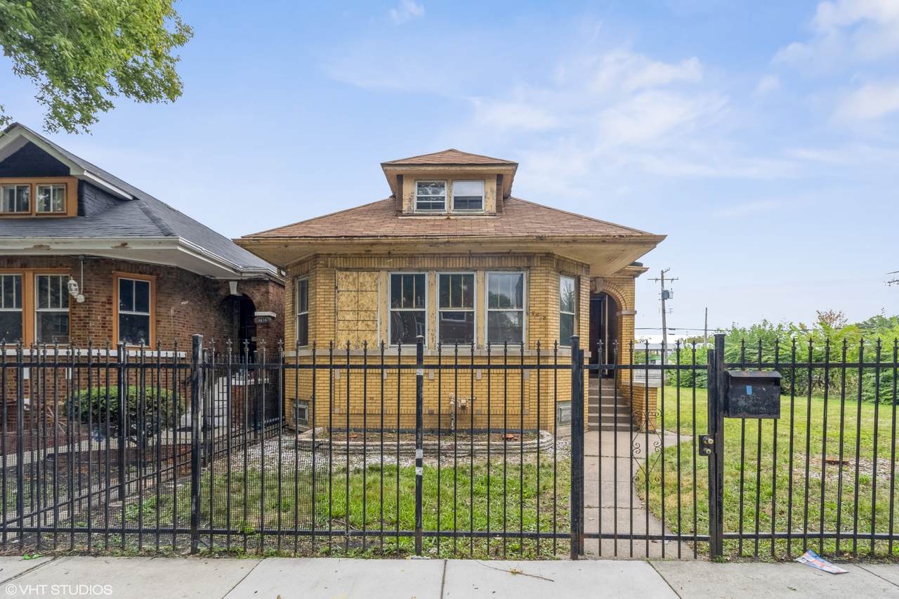 8643 Euclid Avenue - Photo 1