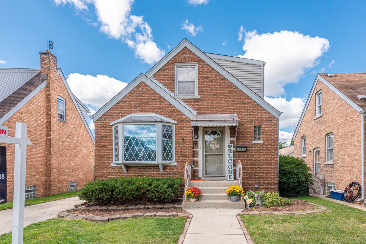 11312 Saint Louis Avenue - Photo 1