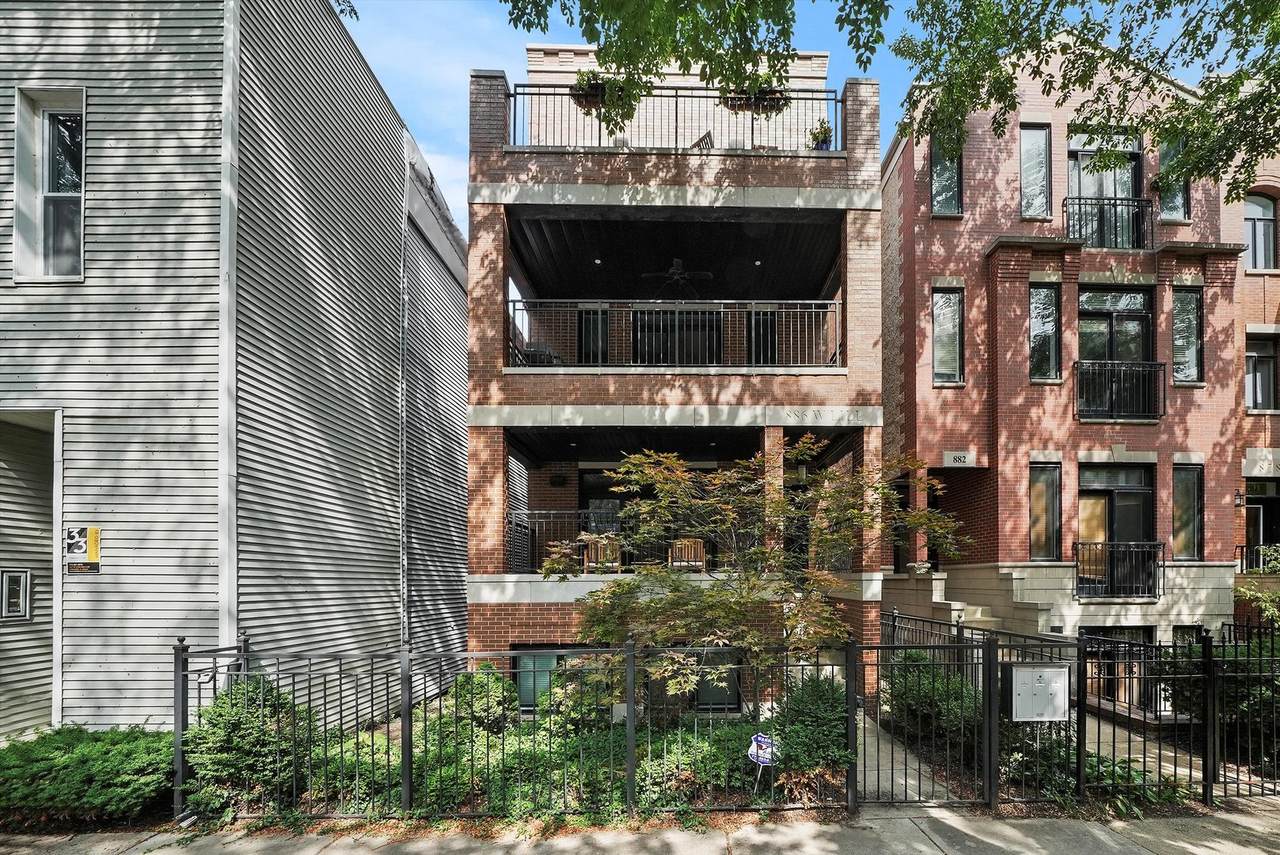 886 Lill Avenue - Photo 1