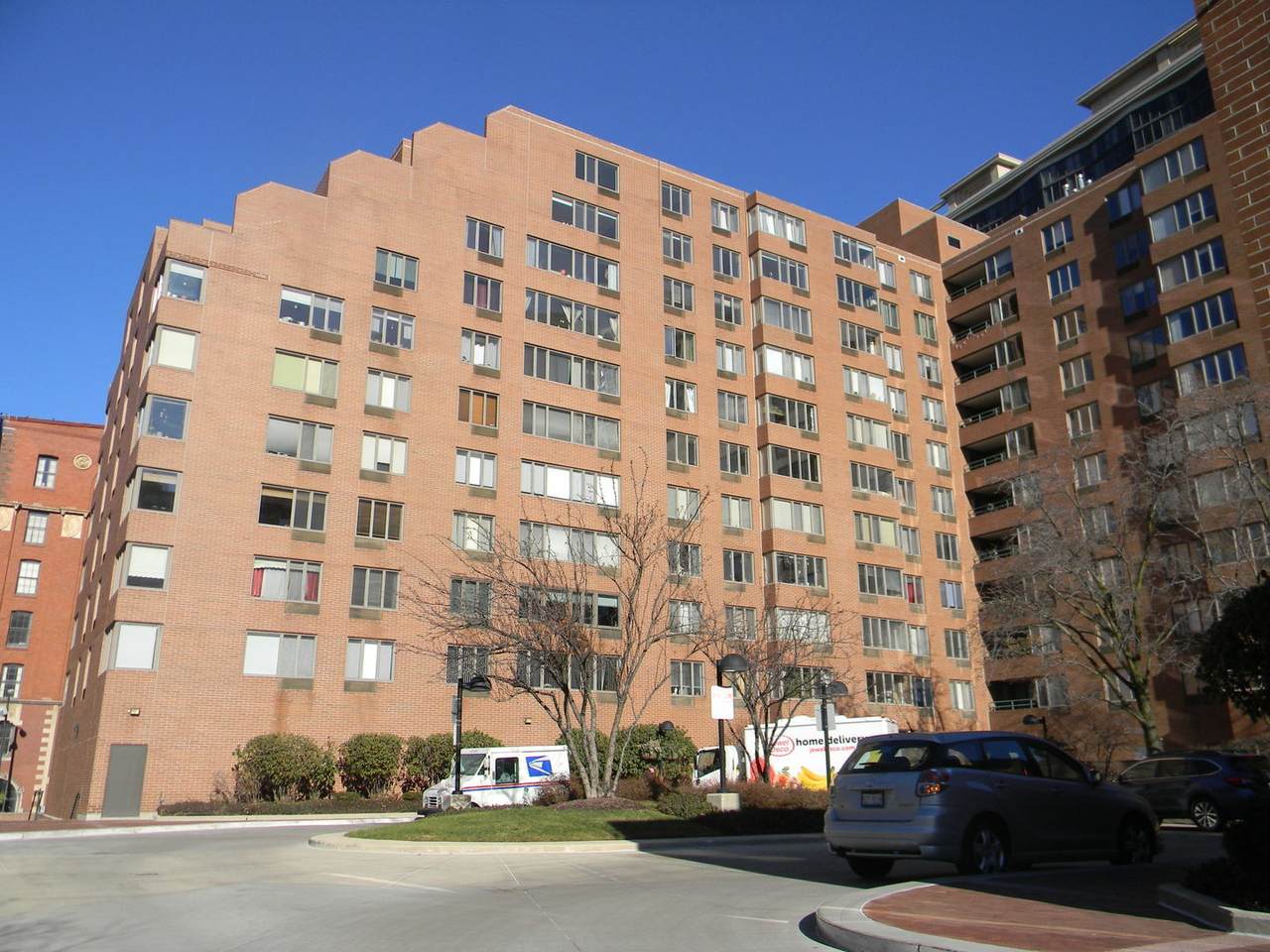 801 Plymouth Court - Photo 1
