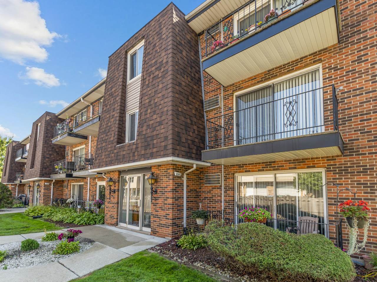 12643 Kostner Avenue - Photo 1