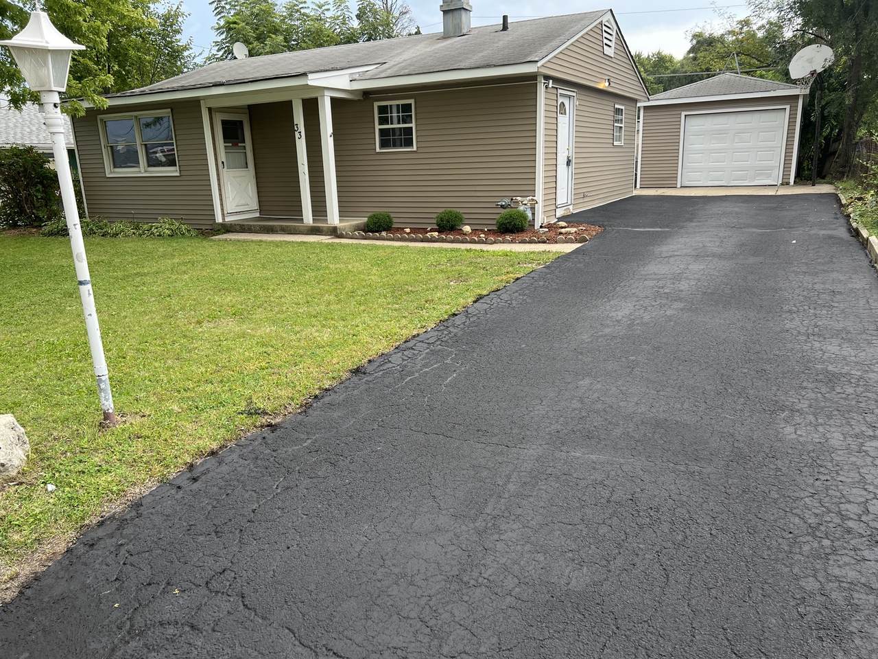 33 Evergreen Lane - Photo 1