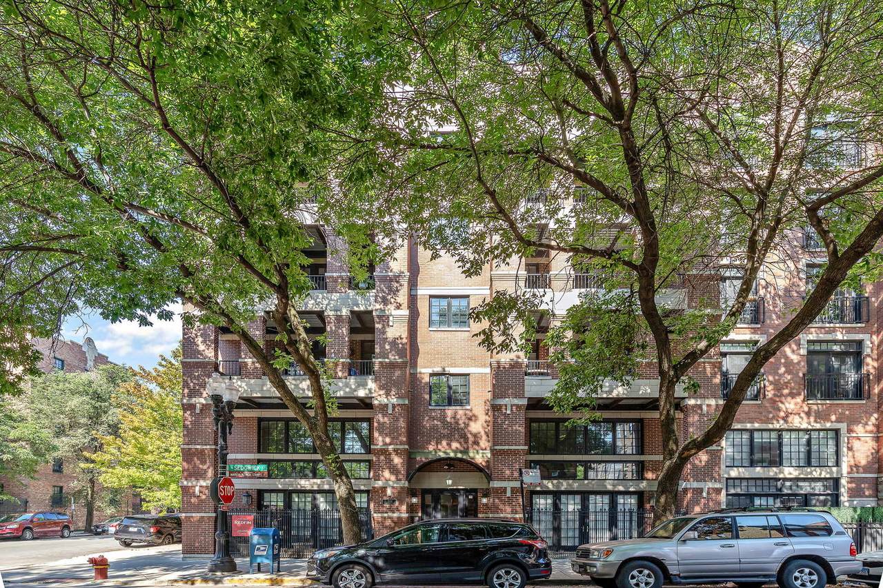 1502 Sedgwick Street - Photo 1