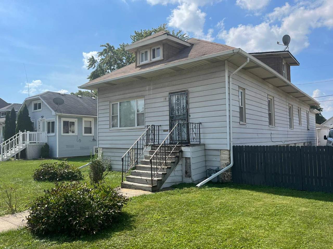 118 21st Avenue - Photo 1