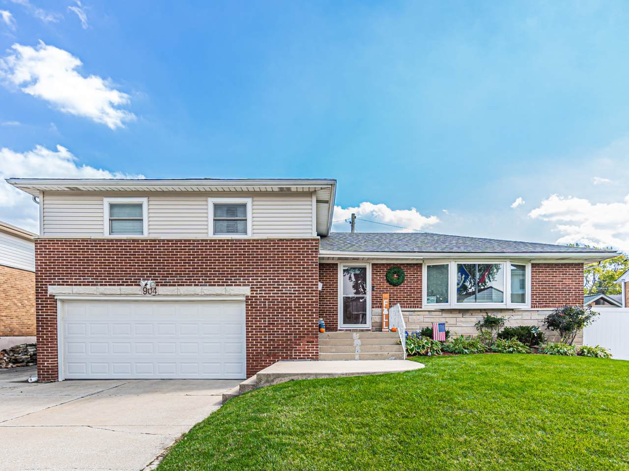 904 Winston Drive - Photo 1