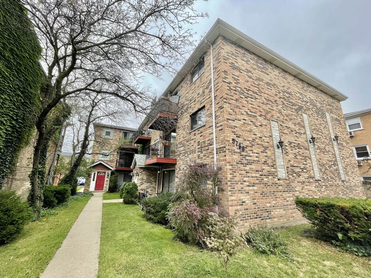 5766 Higgins Avenue - Photo 1