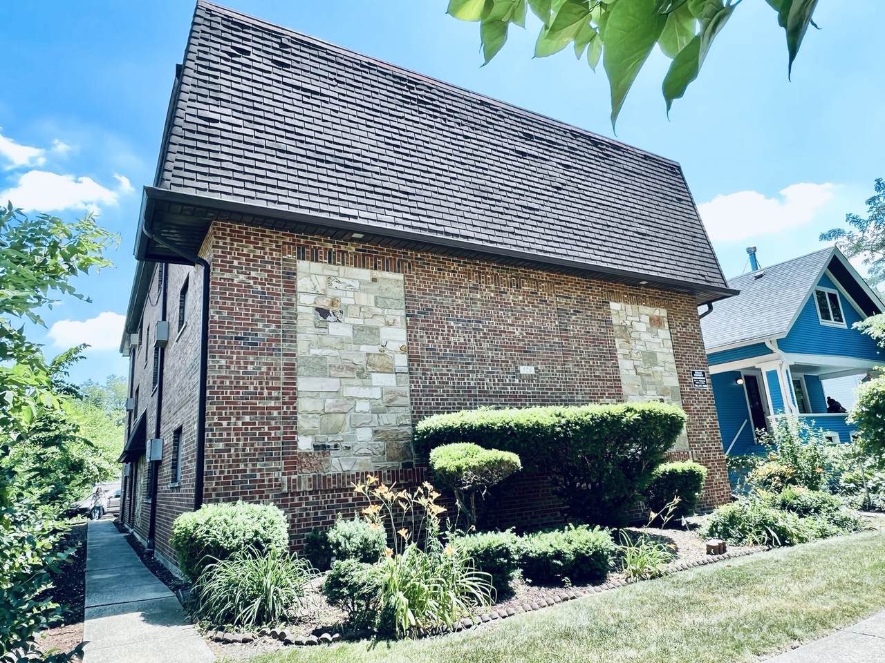 926 Dunlop Avenue - Photo 1