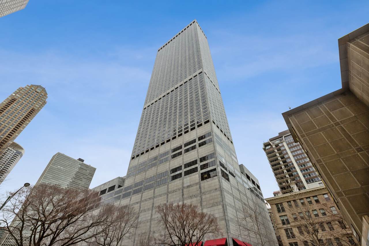 180 Pearson Street - Photo 1
