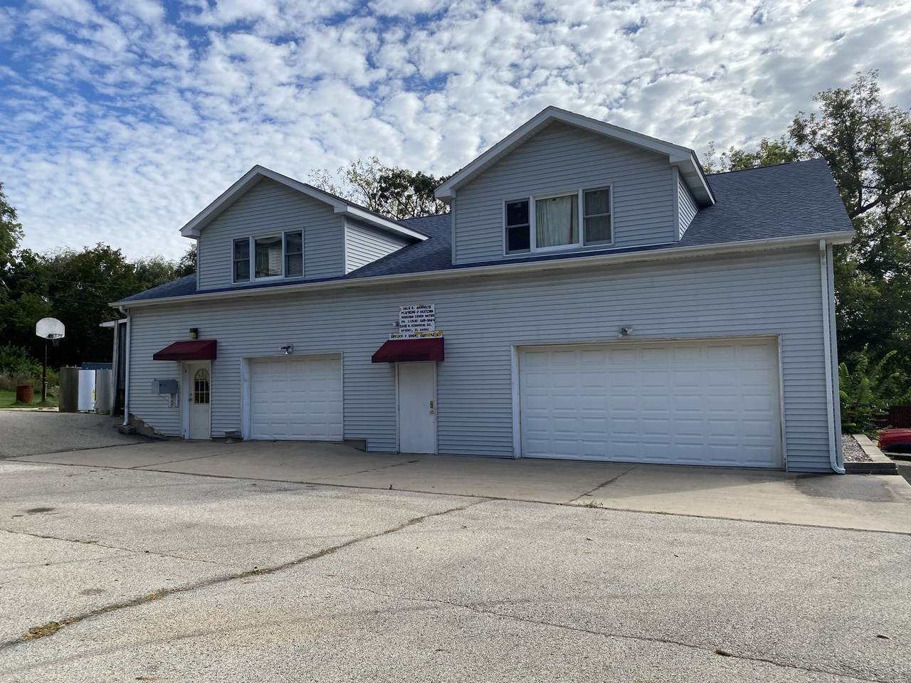 2308 Ringwood Road - Photo 1