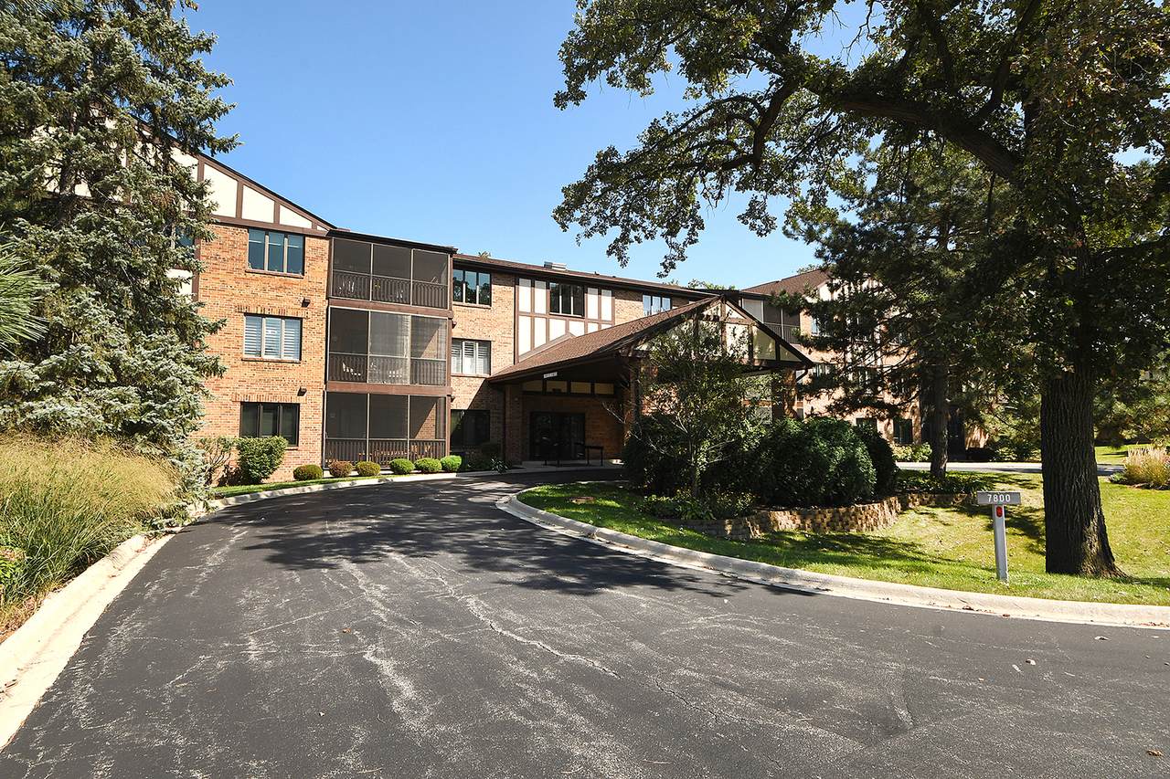 7800 Foresthill Lane - Photo 1