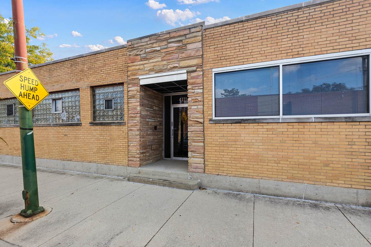4111 Rockwell Street - Photo 1