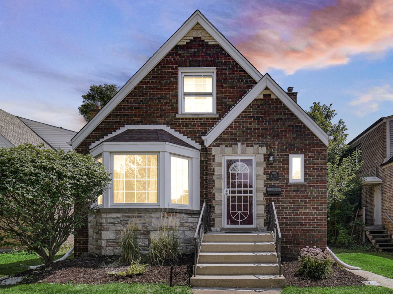 10205 Homan Avenue - Photo 1