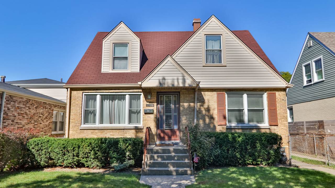 2409 Lee Street - Photo 1