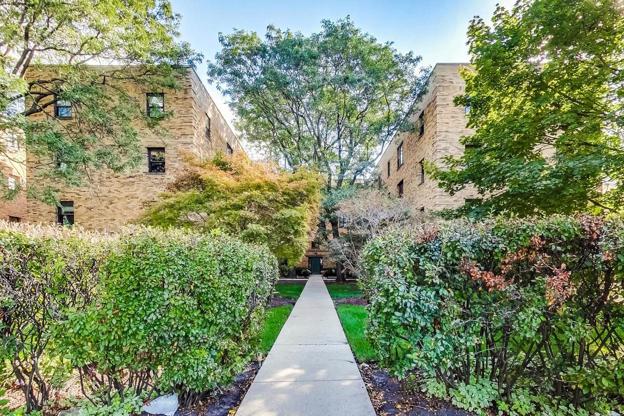 1535 Monroe Avenue - Photo 1
