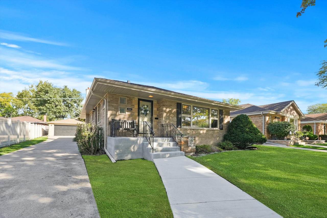 10634 Fleet Street - Photo 1