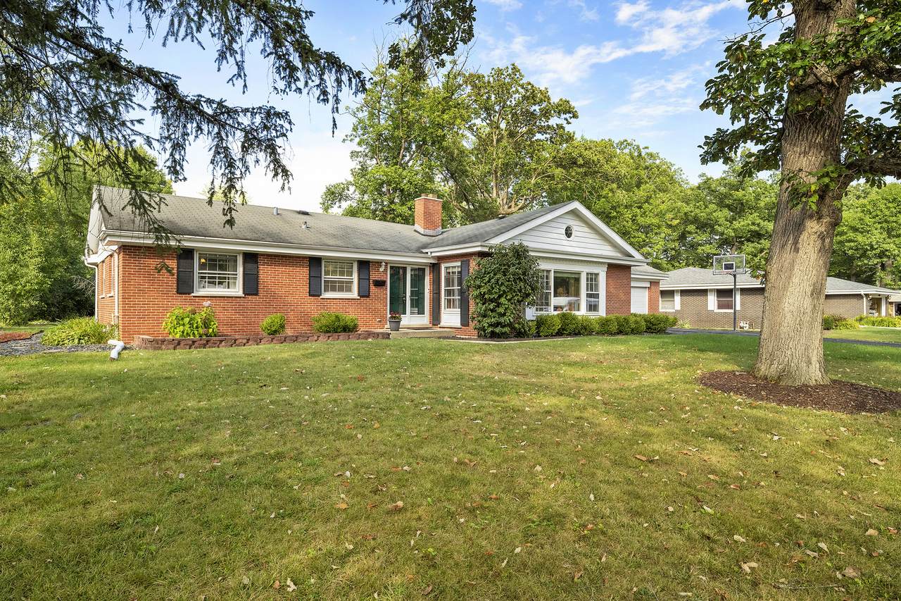 20869 Greenwood Drive - Photo 1