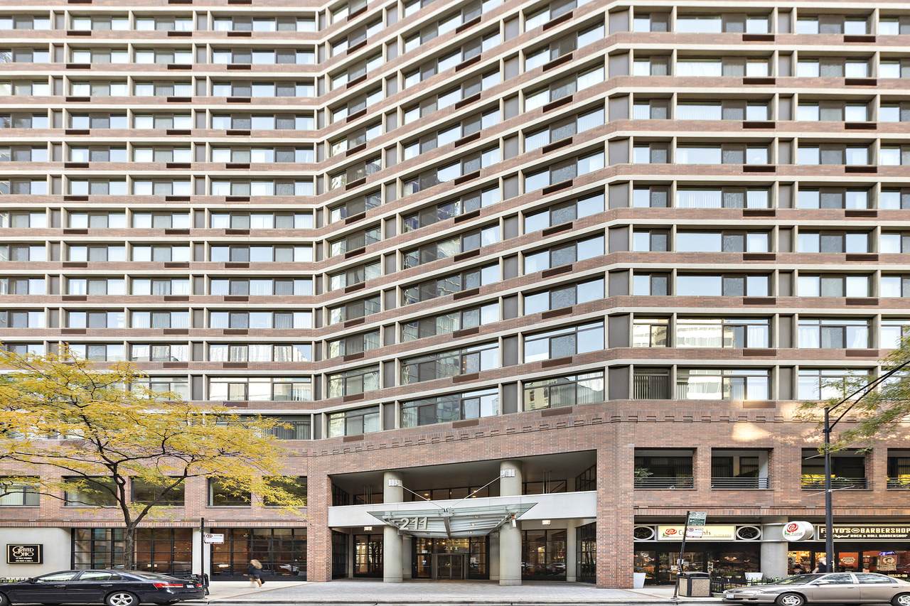 211 Ohio Street - Photo 1