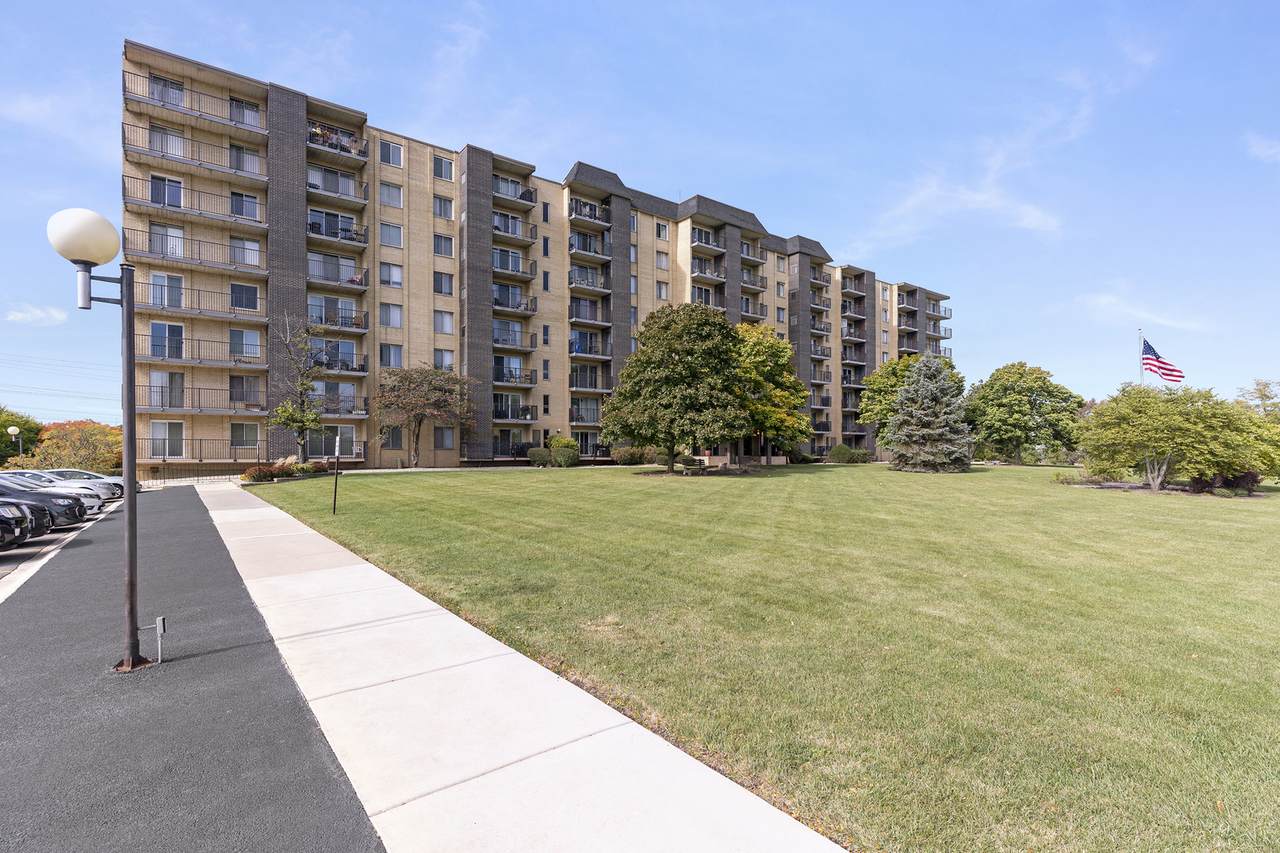 5400 Walnut Avenue - Photo 1