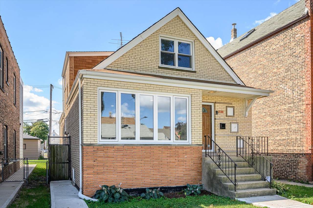 1621 37th Street - Photo 1
