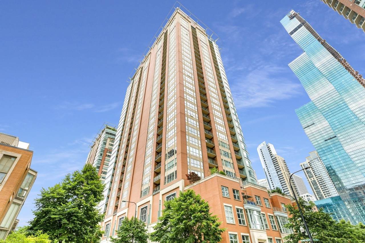 415 North Water Street - Photo 1
