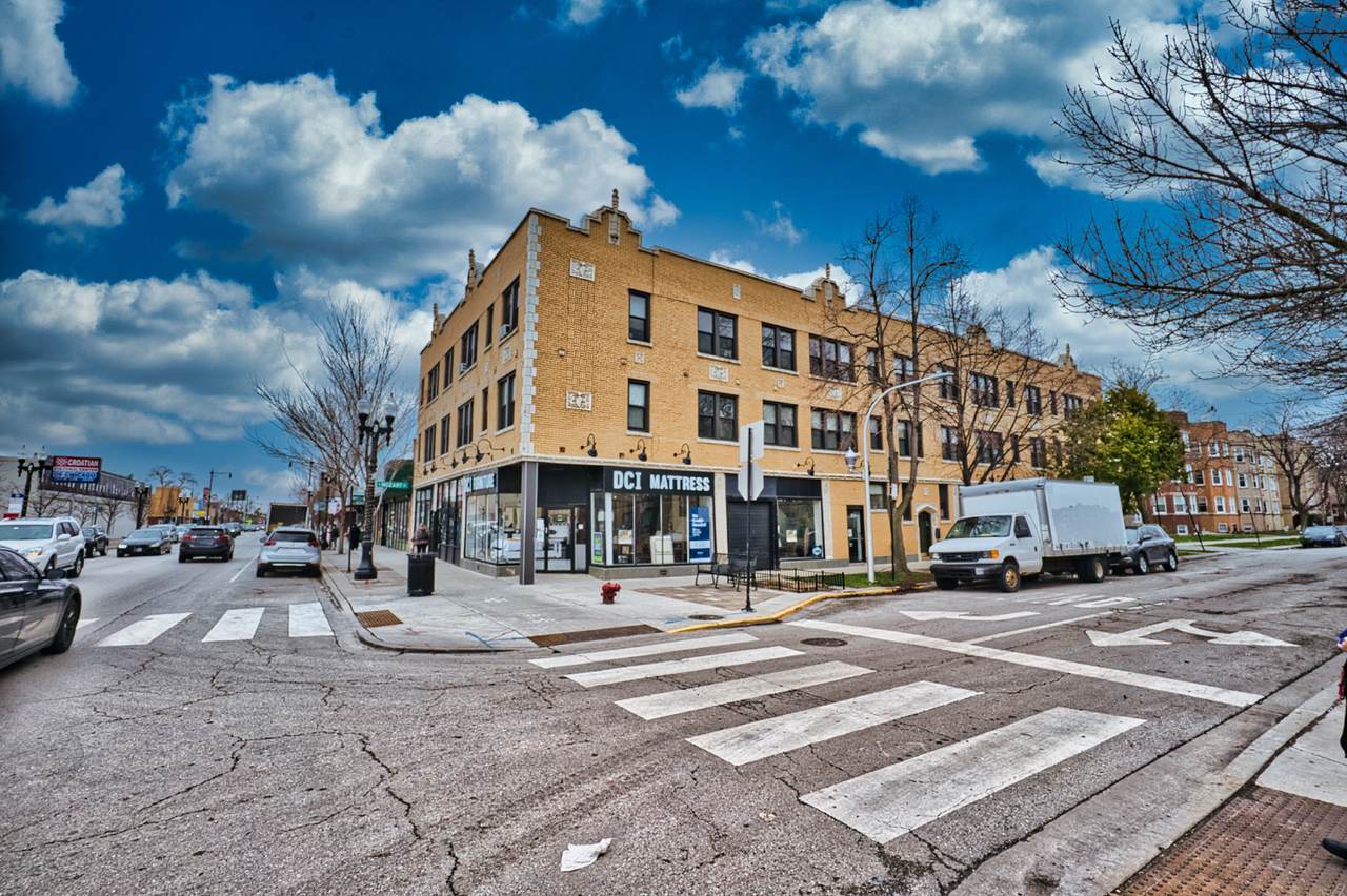 2836 Devon Avenue - Photo 1