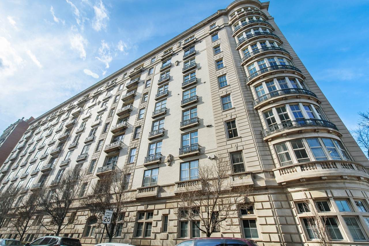 3400 Lake Shore Drive - Photo 1