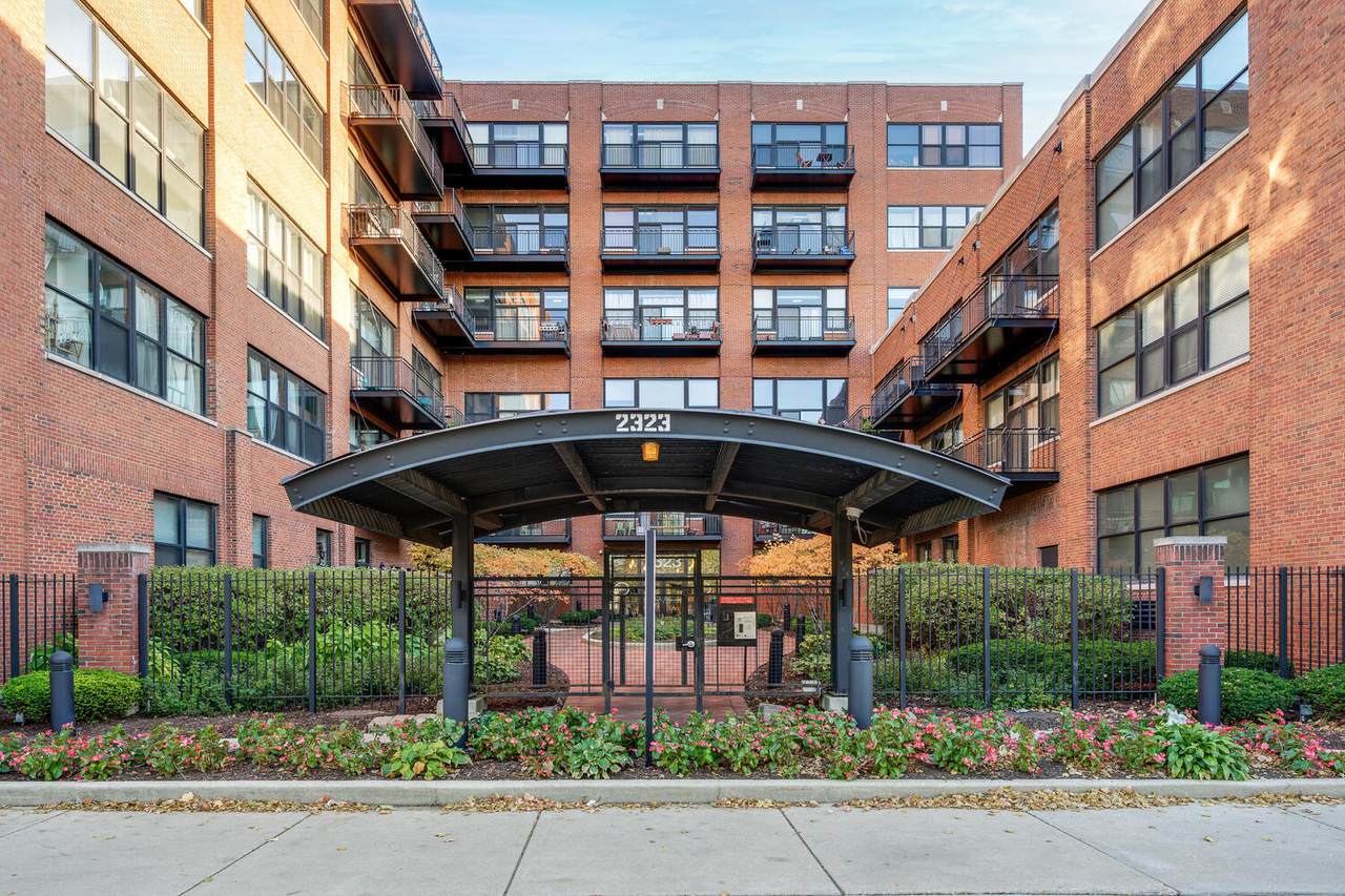 2323 Pershing Road - Photo 1
