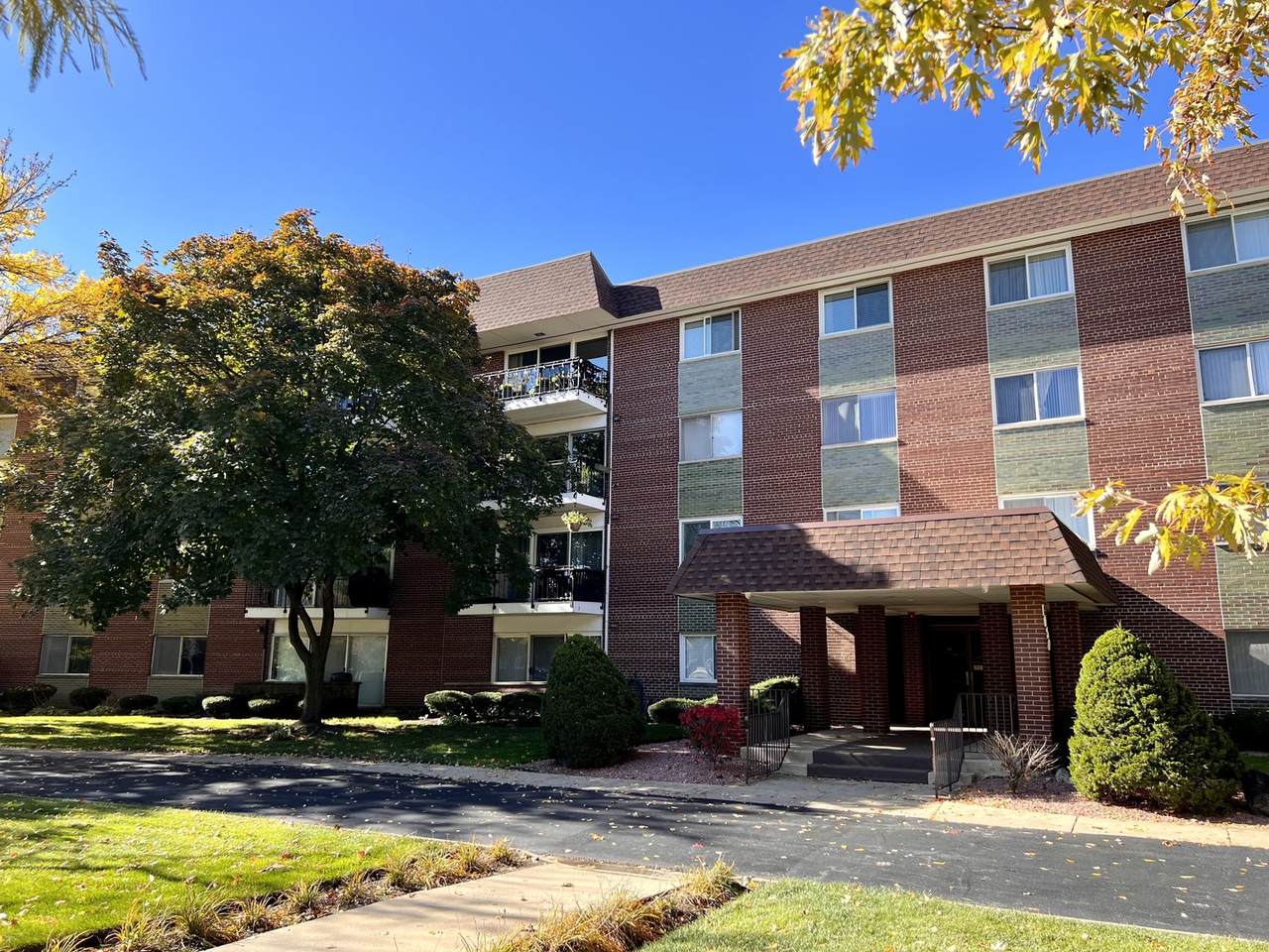 1030 Fernandez Avenue - Photo 1