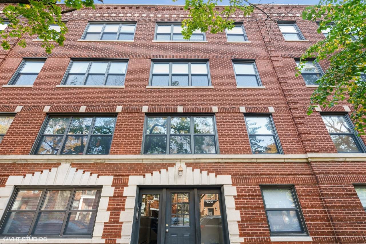 1253 Roscoe Street - Photo 1