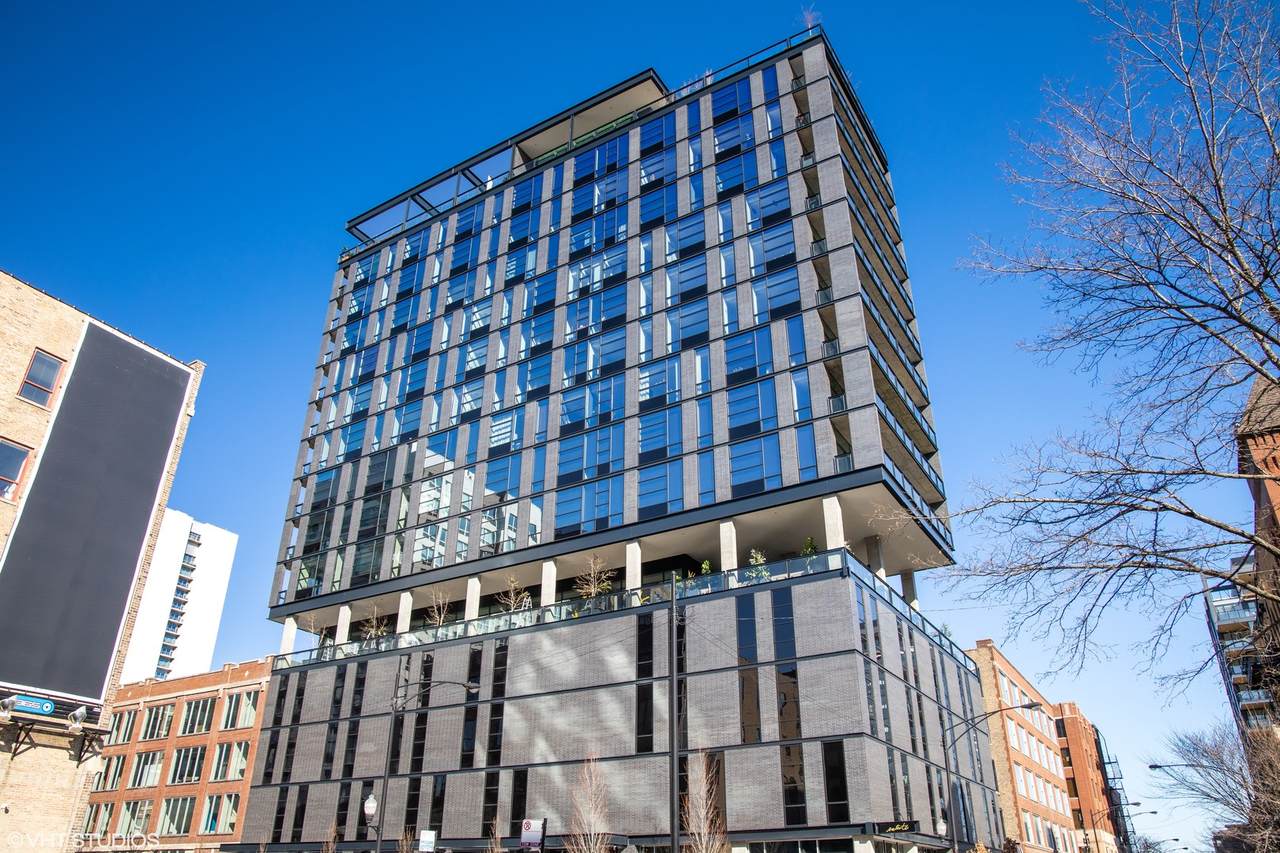 400 Huron Street - Photo 1