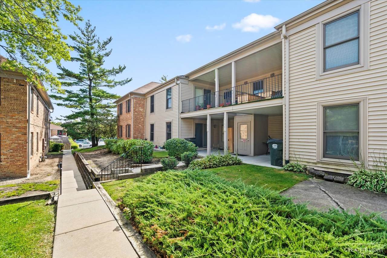 1760 Bristol Walk - Photo 1