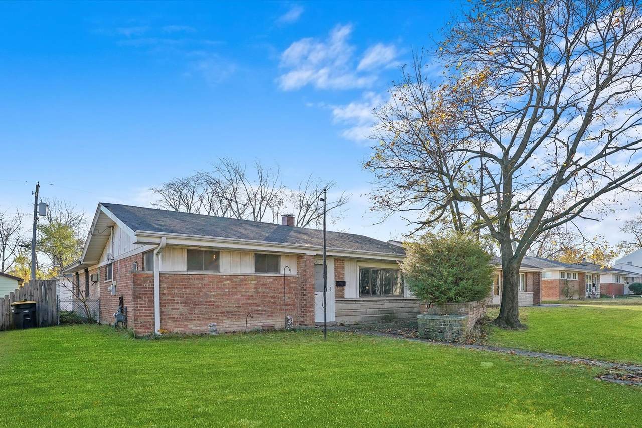 17933 Wildwood Avenue - Photo 1