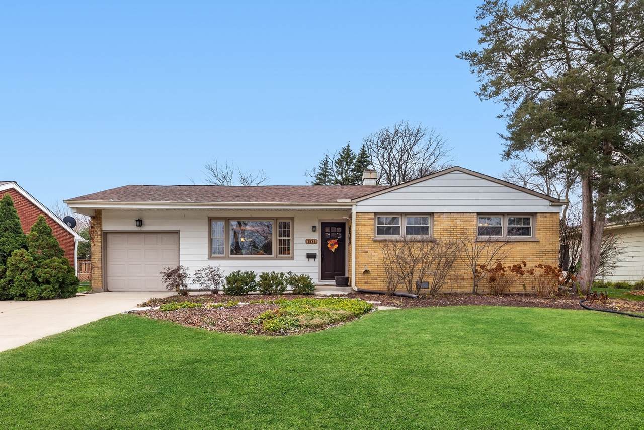 1526 Walnut Avenue - Photo 1