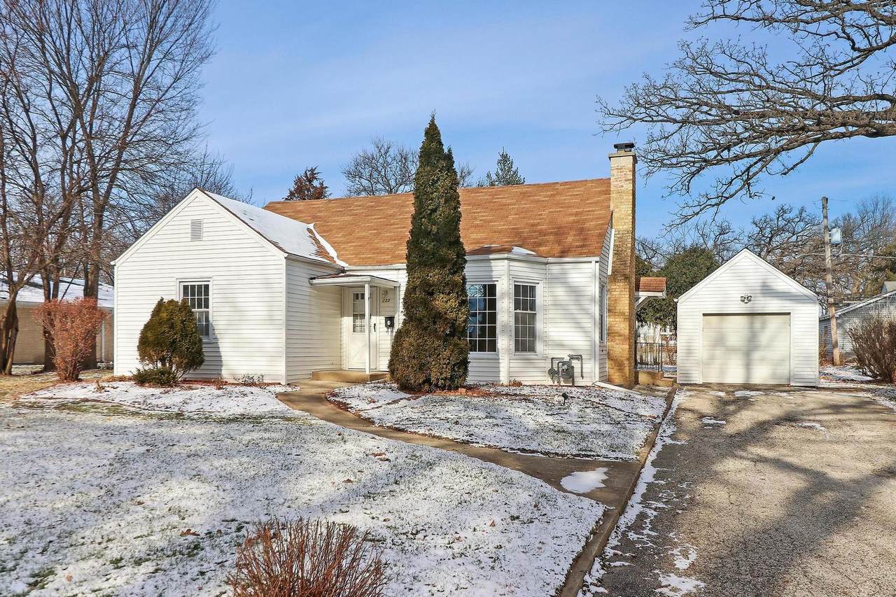 233 Lewis Avenue - Photo 1